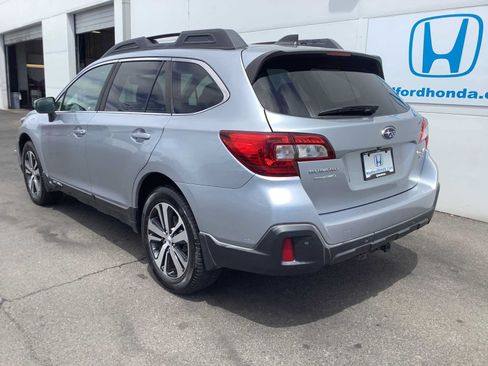 Used 2019 Subaru Outback 3.6R Limited AWD/4WD image 4