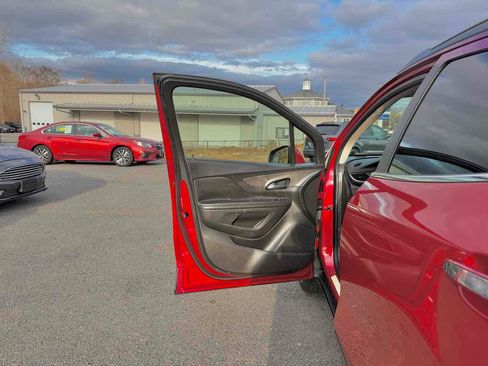 Used 2017 Buick Encore Preferred image 11
