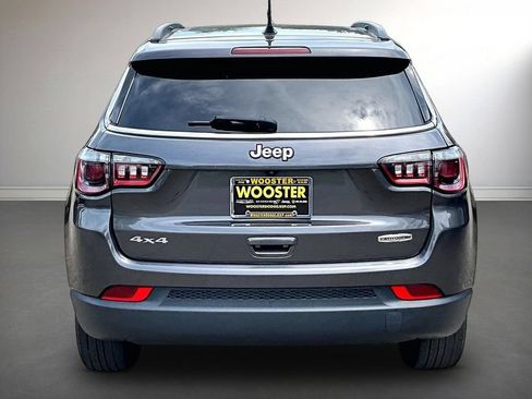 Used 2022 Jeep Compass Latitude w/ Sun and Sound Group AWD/4WD image 6