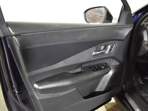 Certified 2023 Nissan Ariya AWD image 6