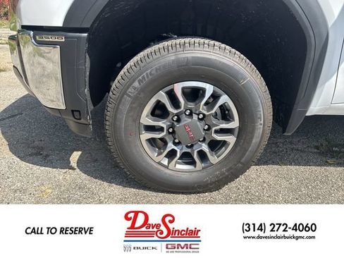 New 2026 GMC Sierra 3500 SLT AWD/4WD image 10