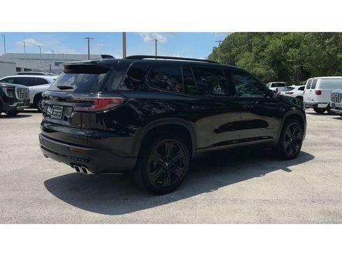 Certified 2025 GMC Acadia Elevation w/ Black Edition FWD image 8