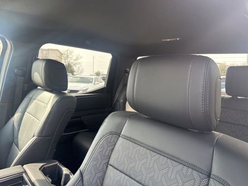 Used 2025 Toyota Tundra Limited image 9