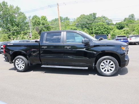 Used 2023 Chevrolet Silverado 1500 Custom AWD/4WD image 8