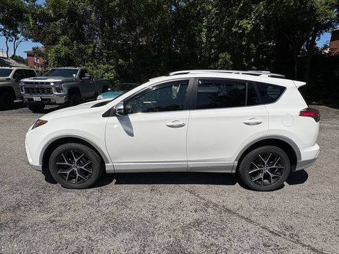 Used 2016 Toyota RAV4 SE AWD/4WD image 4