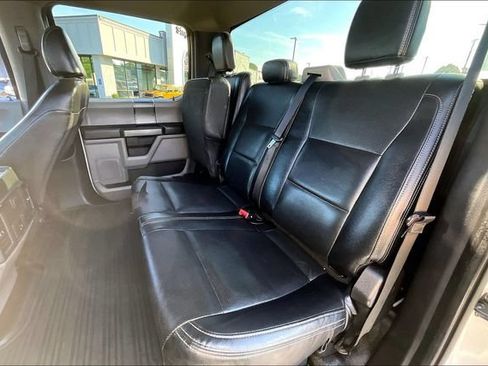 Used 2022 Ford F250 XLT w/ XLT Premium Package AWD/4WD image 19