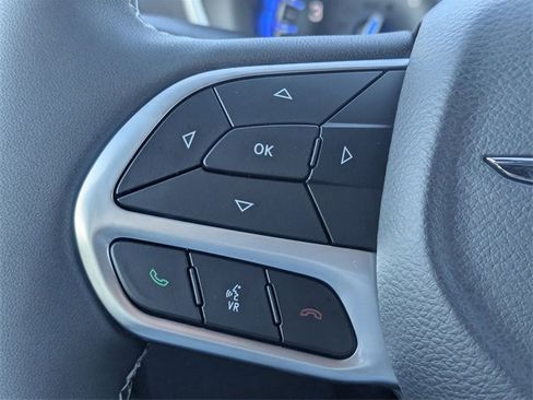 New 2026 Chrysler Pacifica Select image 13