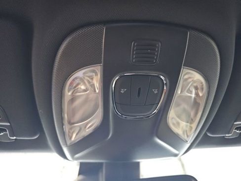 New 2025 Jeep Compass Limited image 22