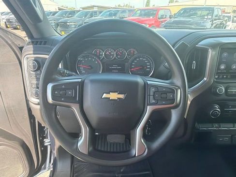 Used 2020 Chevrolet Silverado 1500 LT AWD/4WD image 21