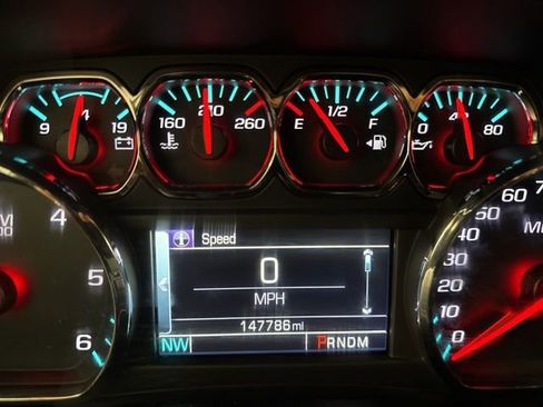 Used 2016 Chevrolet Suburban LTZ image 33