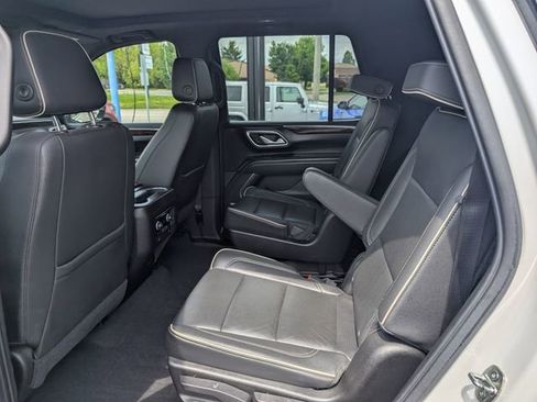 Used 2021 Chevrolet Tahoe Premier w/ Premium Package AWD/4WD image 10