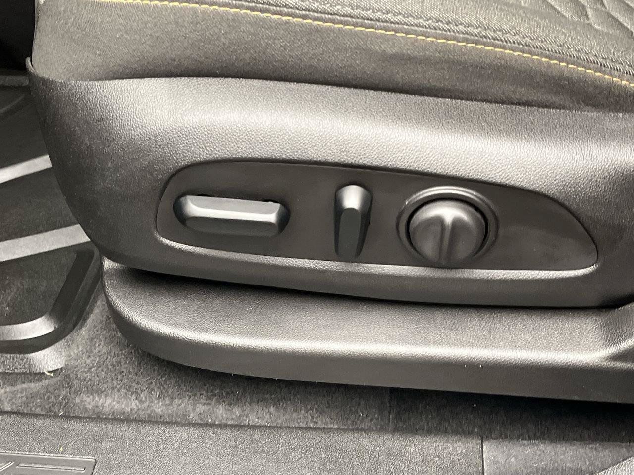 Certified 2019 Chevrolet Equinox LT AWD/4WD image 10