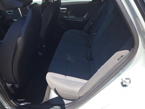 Used 2025 Kia K4 FWD image 31