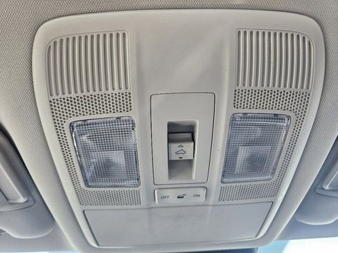 Used 2023 MAZDA CX-9 Touring image 13