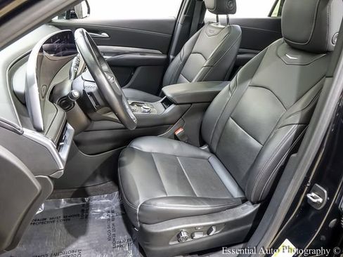 Certified 2024 Cadillac XT4 Premium Luxury AWD/4WD image 10
