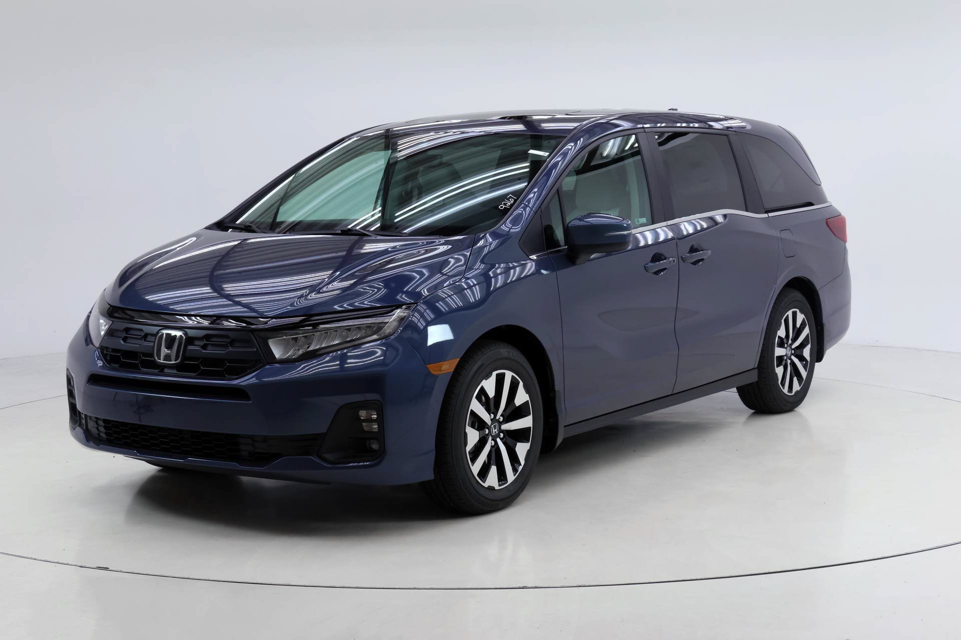 New 2027 Honda Odyssey EX-L image 1