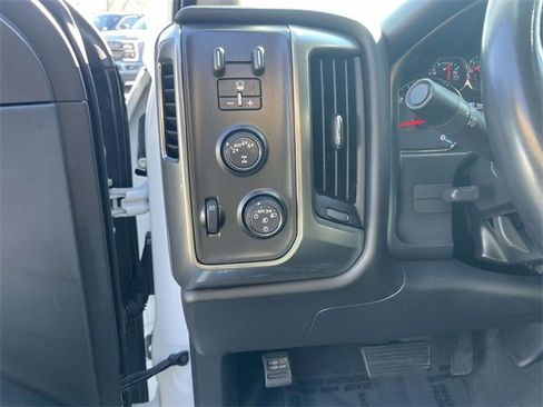 Used 2018 Chevrolet Silverado 1500 LT w/ All Star Edition image 14