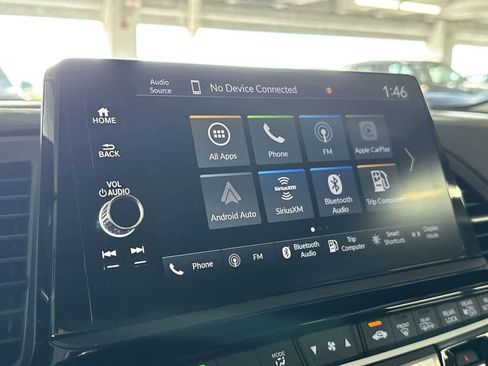 Used 2025 Honda Odyssey EX-L image 17
