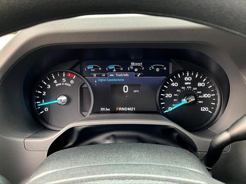 New 2026 Ford E-350 and Econoline 350 Super Duty w/ Power Equipment Group image 17