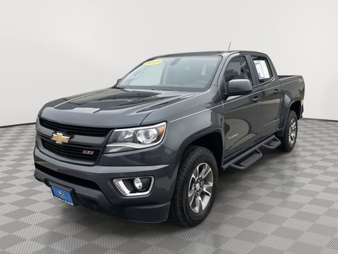 Used 2017 Chevrolet Colorado Z71 image 3
