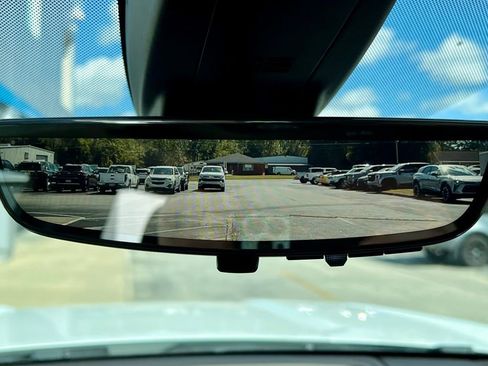 Used 2021 GMC Yukon Denali w/ Denali Premium Package image 38