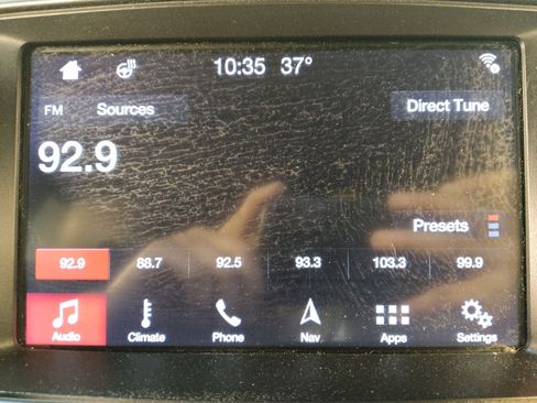 Used 2019 Ford Explorer XLT w/ Equipment Group 202A AWD/4WD image 25