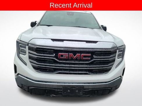 Used 2025 GMC Sierra 1500 SLT image 5