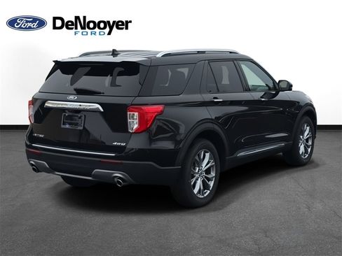 Used 2021 Ford Explorer Limited w/ Equipment Group 301A image 7