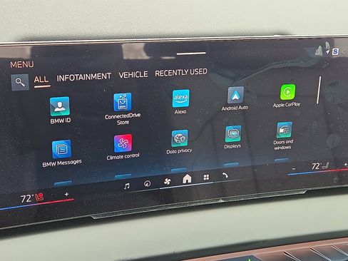 Used 2025 BMW X3 xDrive30i w/ Premium Package image 16