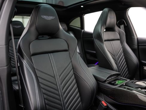 Used 2024 Aston Martin DBX 707 image 19