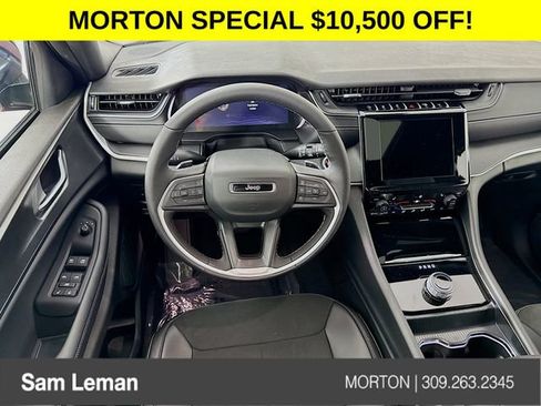 New 2025 Jeep Grand Cherokee L Altitude image 22