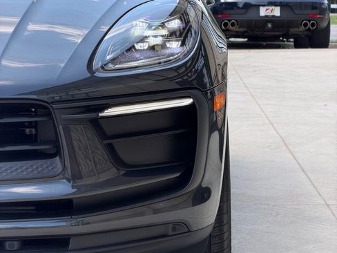 Used 2023 Porsche Macan AWD/4WD image 13
