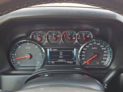 Used 2020 GMC Yukon XL SLT RWD image 29