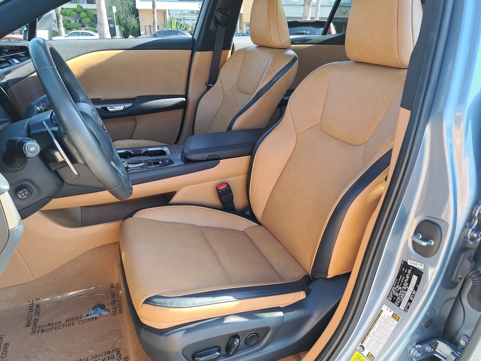Used 2023 Lexus RZ 450e Premium w/ Technology Package AWD/4WD image 16