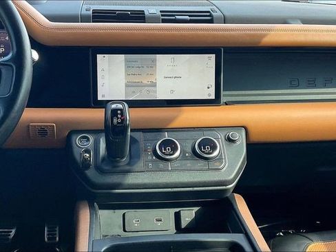Used 2020 Land Rover Defender 110 X image 6