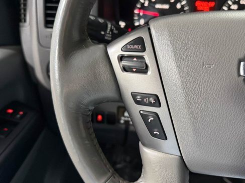 Used 2019 Nissan NV 3500 SL image 25