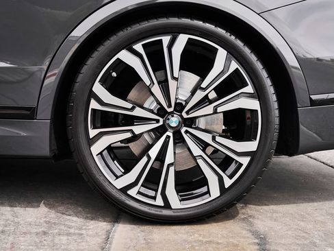 Used 2026 BMW X7 M60i AWD/4WD image 20