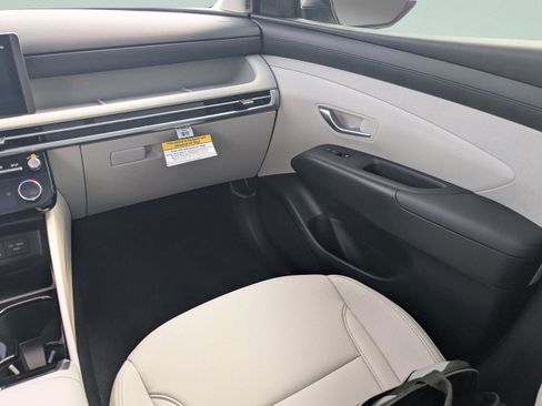 New 2026 Hyundai Tucson SEL FWD image 15