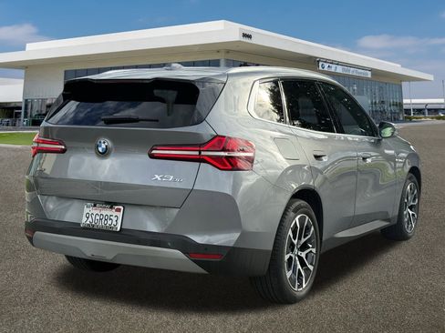 Used 2025 BMW X3 xDrive30i w/ Premium Package image 10