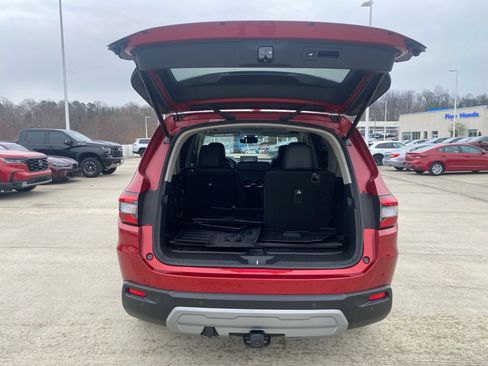 Certified 2025 Honda Pilot EX-L image 18