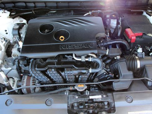 Used 2020 Nissan Altima 2.5 SR FWD image 46