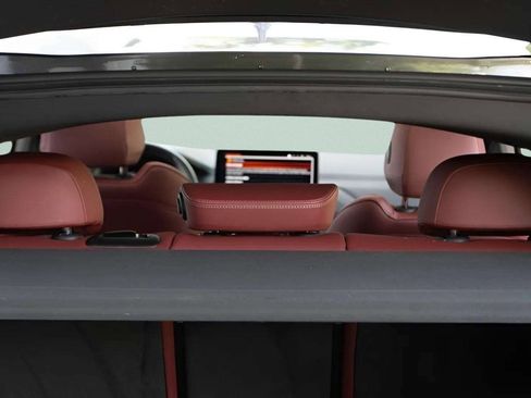 Used 2022 BMW X4 M40i w/ Premium Package image 18