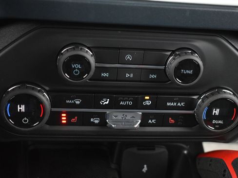 New 2025 Ford Bronco Heritage Edition image 26