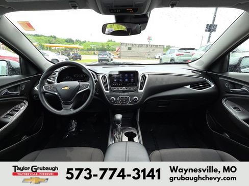 Used 2024 Chevrolet Malibu LT FWD image 29
