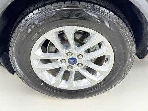 Used 2020 Ford Escape SE FWD image 34