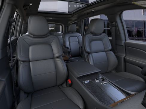 New 2026 Lincoln Aviator Reserve AWD/4WD image 10