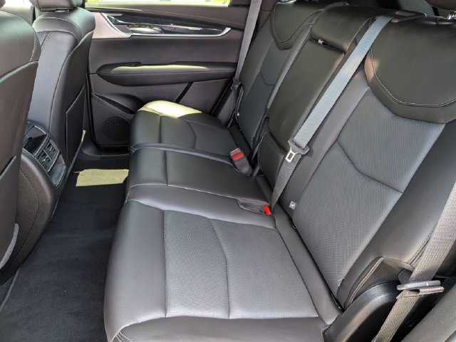 Used 2024 Cadillac XT5 Premium Luxury FWD image 30