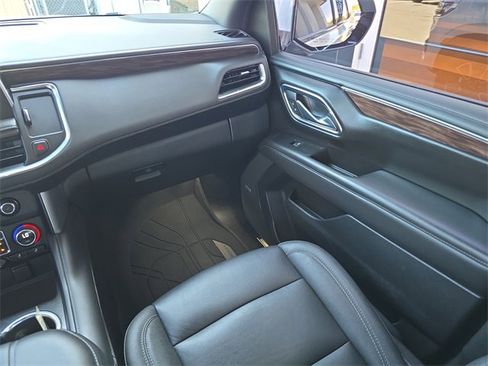 Certified 2023 Chevrolet Tahoe Z71 w/ Luxury Package image 14