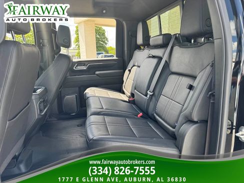 Used 2024 Chevrolet Silverado 2500 High Country w/ Midnight Edition AWD/4WD image 11