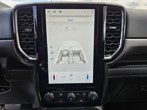 Used 2024 Ford Ranger XLT w/ Technology Package image 11